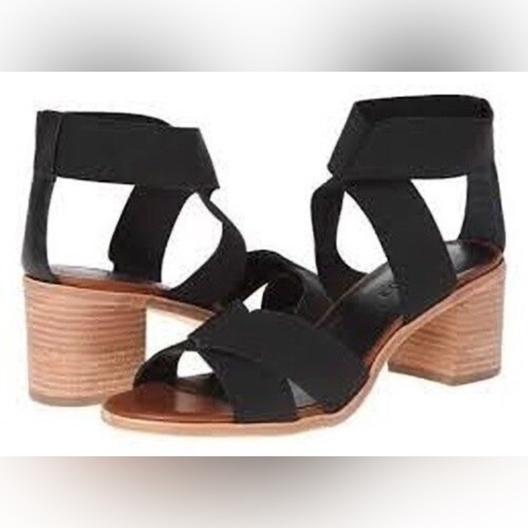 Anthropologie Bernardo strappy block heel classic feminine romantic elegant 90’s - Picture 3 of 15